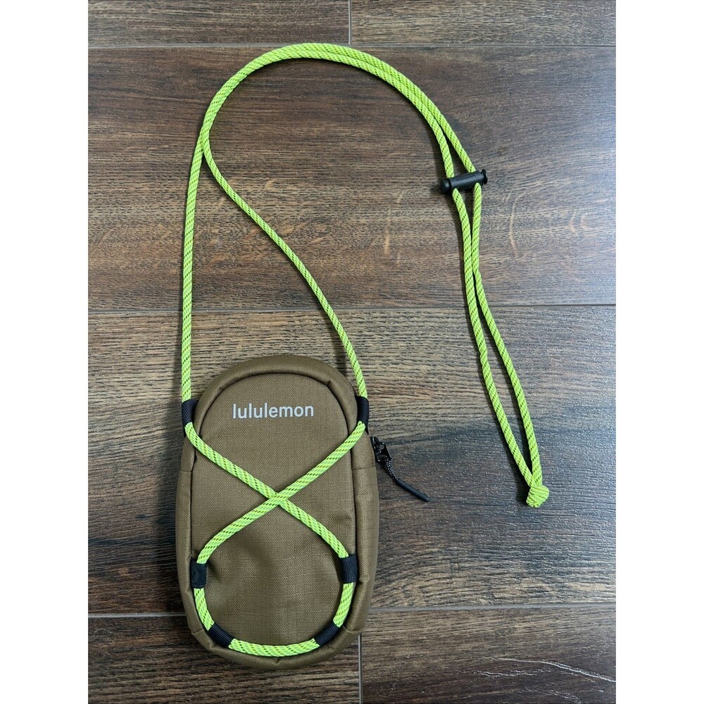 Color Lululemon Ripstop Paracord Crossbody - Rare Olive Green Brown Neon Green